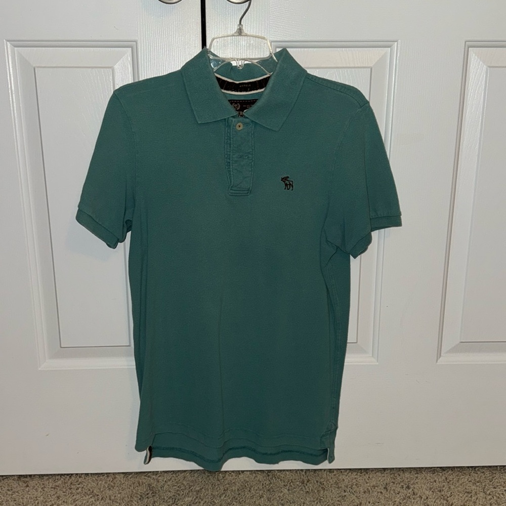 Abercrombie polo size medium good condition